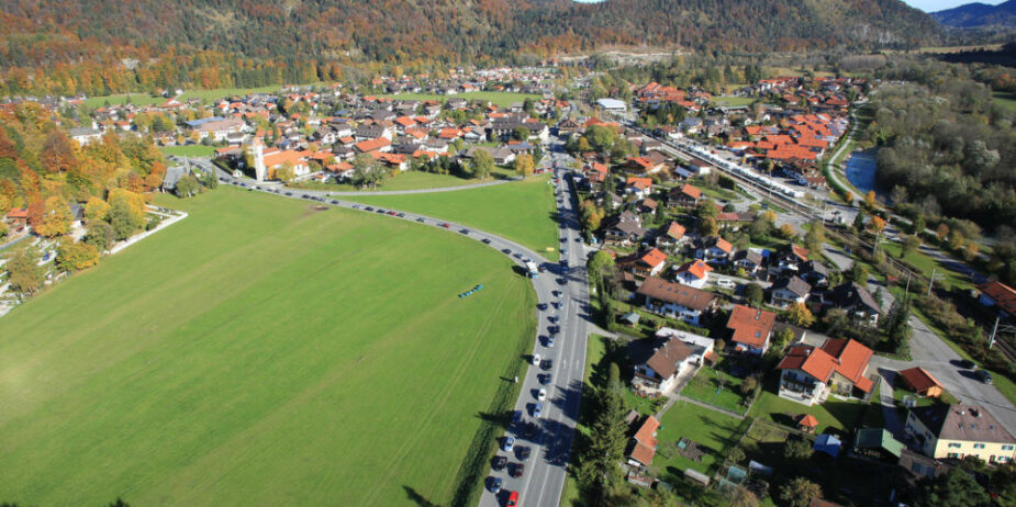 Luftaufnahme von der Demo in Oberau