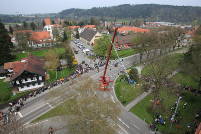 Maibaumaufstellung 2013 in Schongau