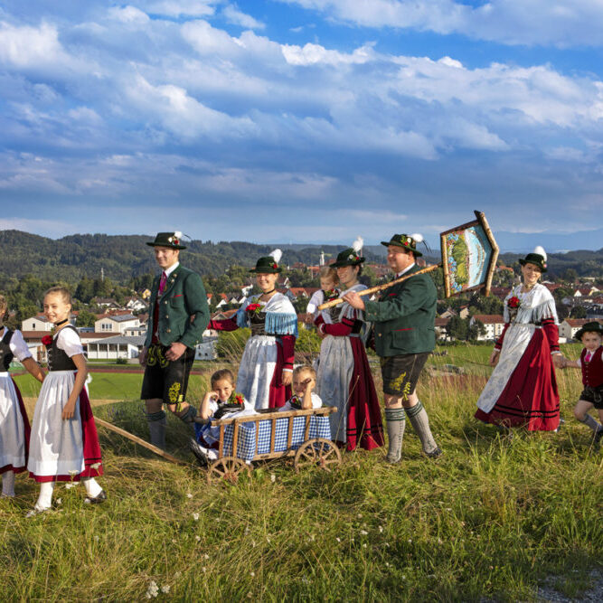 Fotoaufnahme zum Gaufest desTrachtenvereins Schloßbergler Schongau