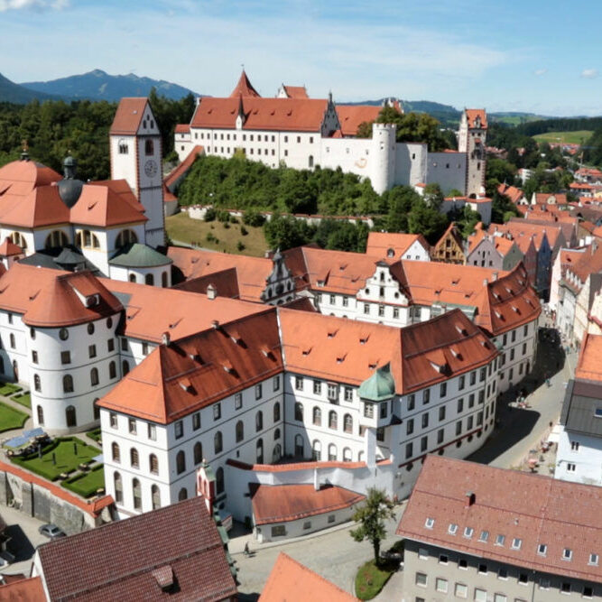 Hohes Schloß in Füssen mit Drohne fotografiert