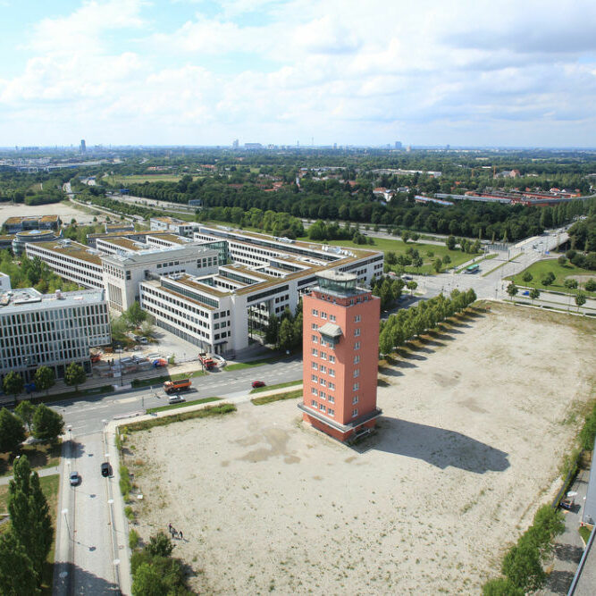 Luftaufnahme vom Tower München Riem