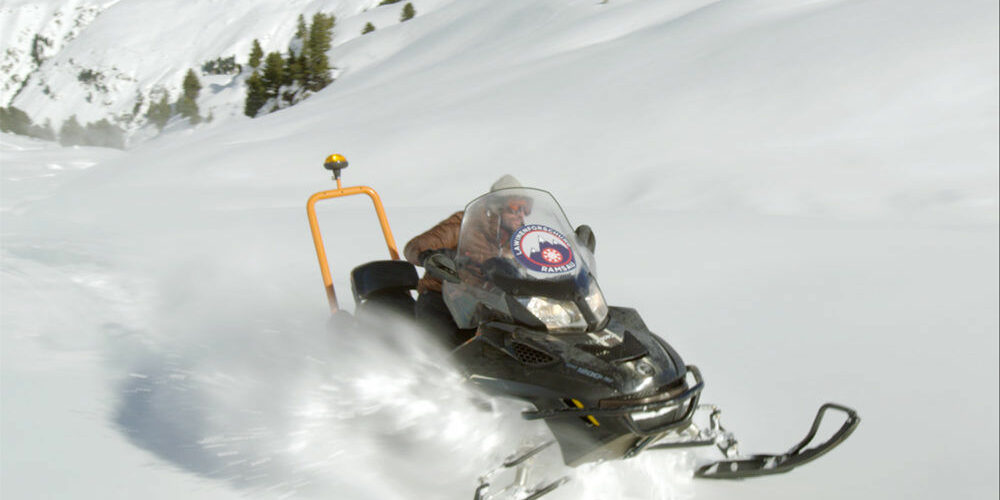 Bergretter Sezene mit der Drohne im Kaunertal